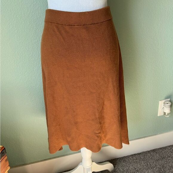 WAYF Ribbed Knit Skirt with Slit Size Small Color Burnt Orange - Picture 2 of 6